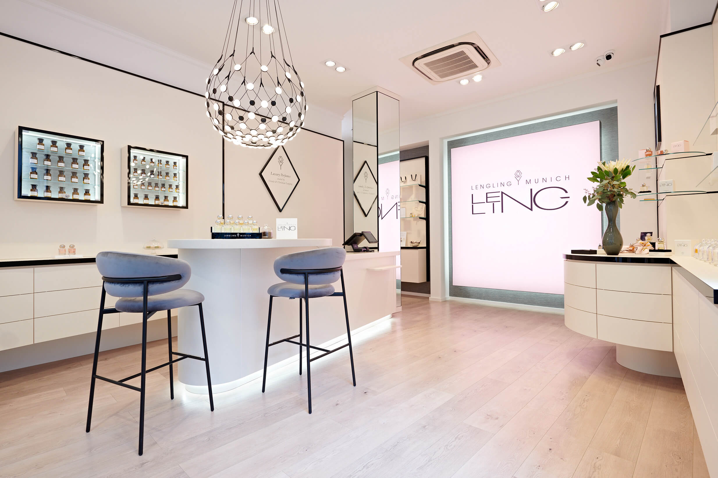 LENGLING MUNICH Boutique